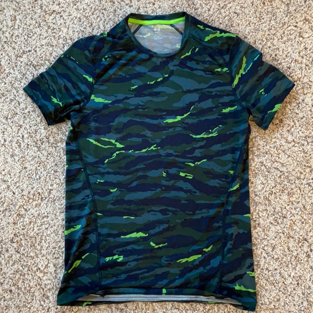 H&M men’s T-shirt